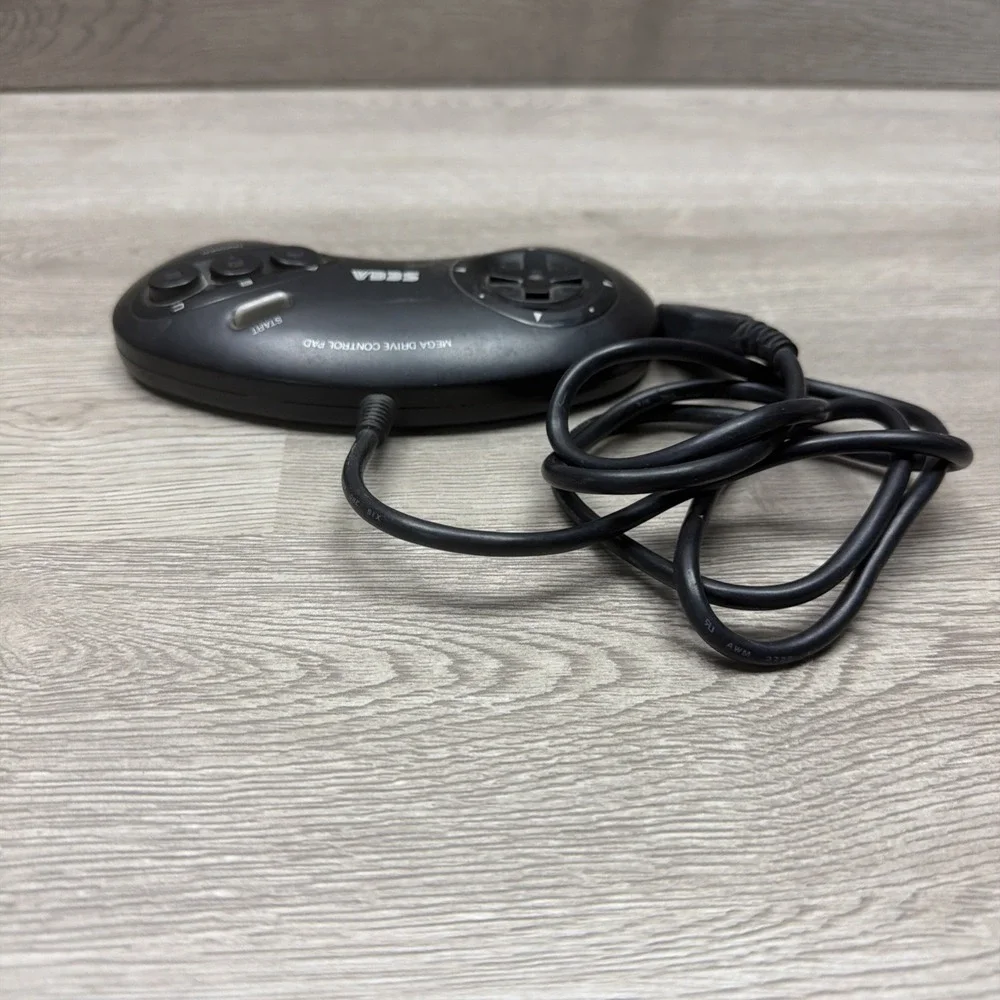 SEGA MEGA DRIVE ORIGINAL CONTROL PAD 1° EDITION EU MOD.‎ 1650